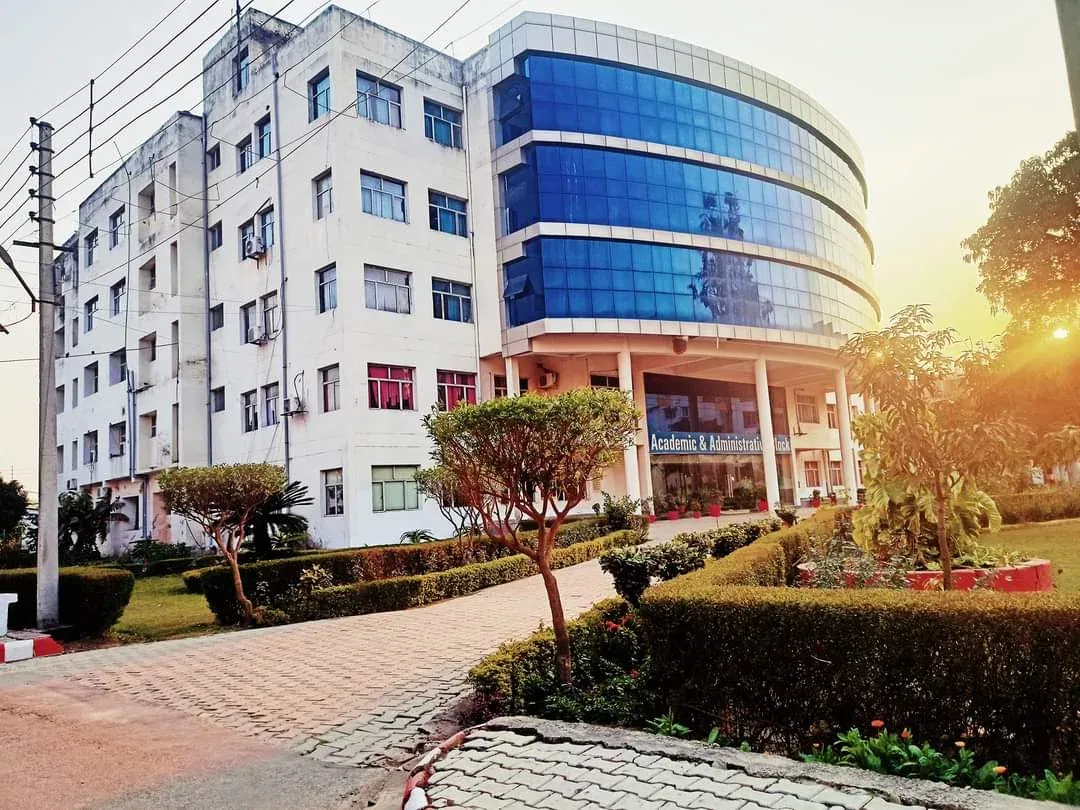 Saraswati Medical College Unnao 
